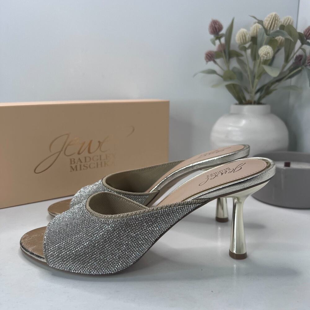 Jewel Badgley Mischka Haya Metallic Peep-Toe Mules Light GoldJW5005 Women 10 NWB